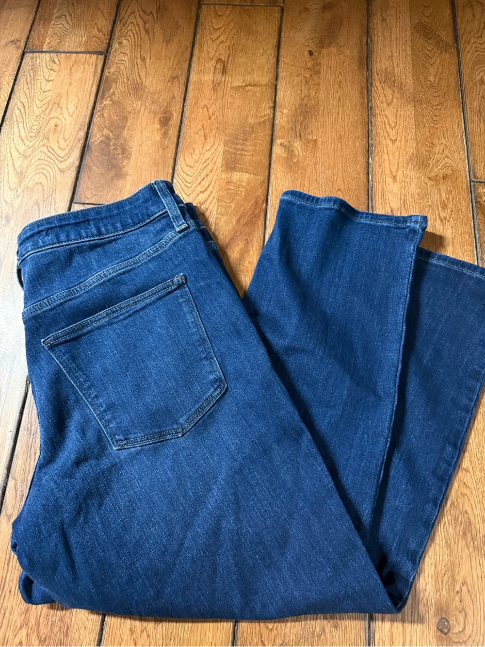 Universal Thread Women's Dark Blue Jeans